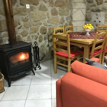 Alojamento Casa Alegre Σπίτι διακοπών *
